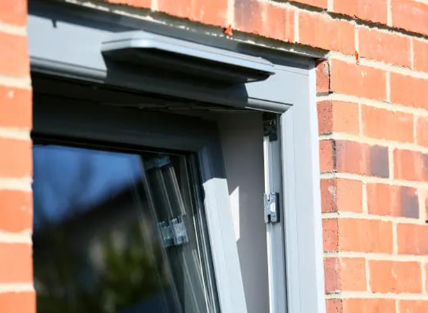 Liniar Tilt and Turn Casements